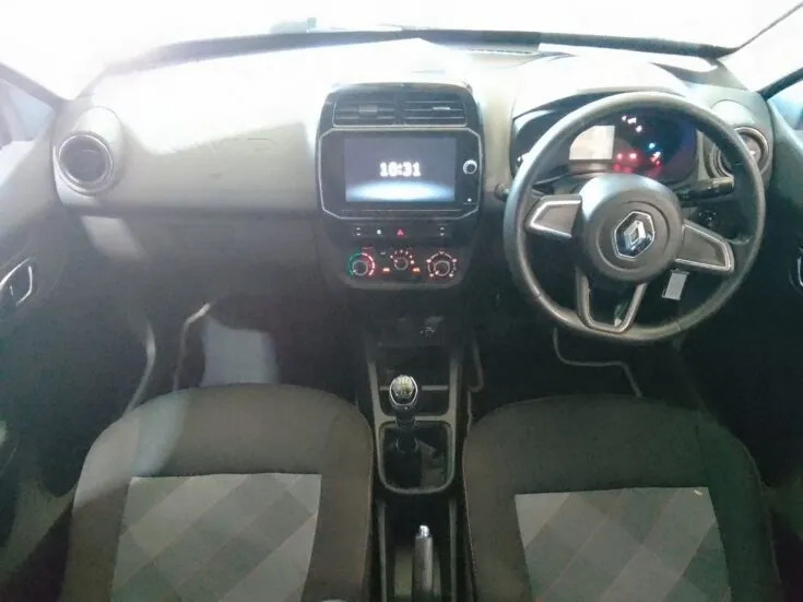 2022 Renault Kwid/1.0 DYNAMIQUE (ABS) – Dashboard
