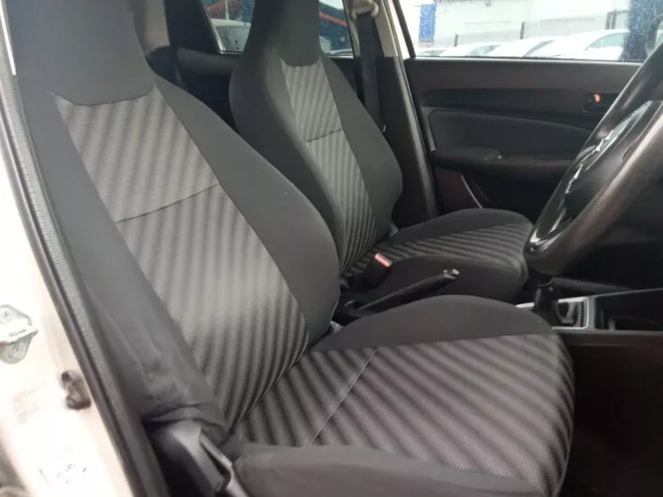 2022 Suzuki Swift/1.2 GA – Front Seats