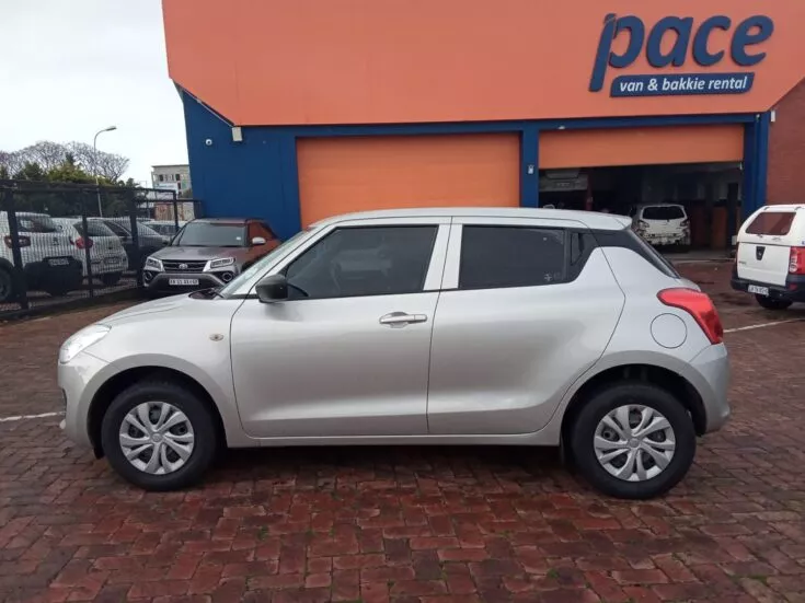 2022 Suzuki Swift/1.2 GA – Left Side Photo