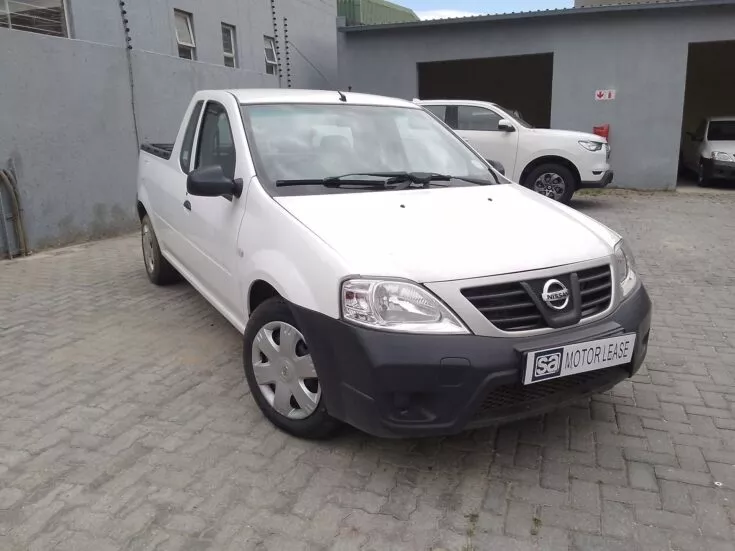 2023 Nissan Np200/1.6 STEALTH LIMITED EDITION – Front Feature Photo