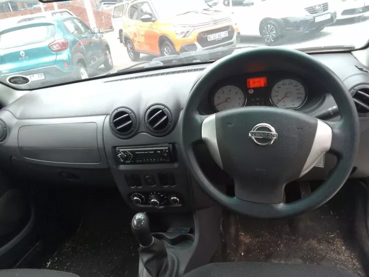 2023 Nissan Np200/1.6 STEALTH LIMITED EDITION – Interior