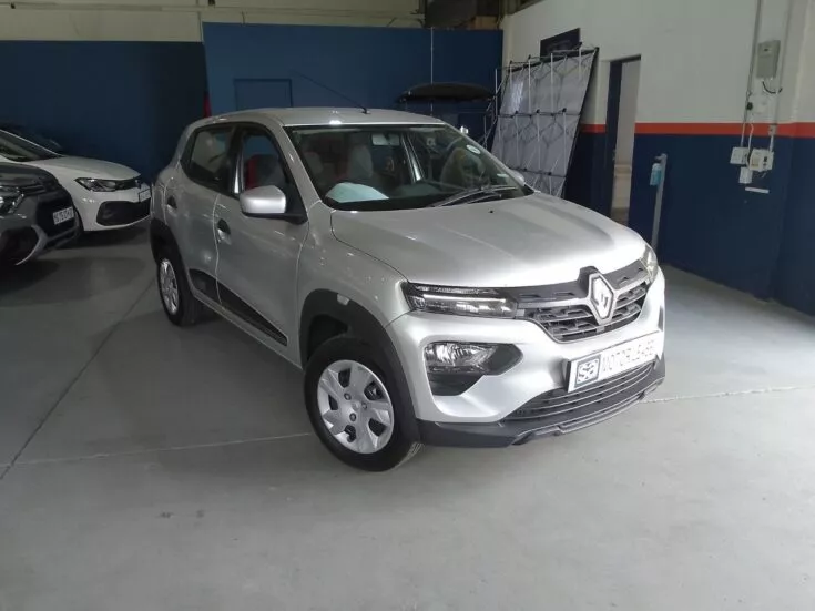 2023 Renault Kwid/1.0 DYNAMIQUE (ABS) – Front Feature Photo