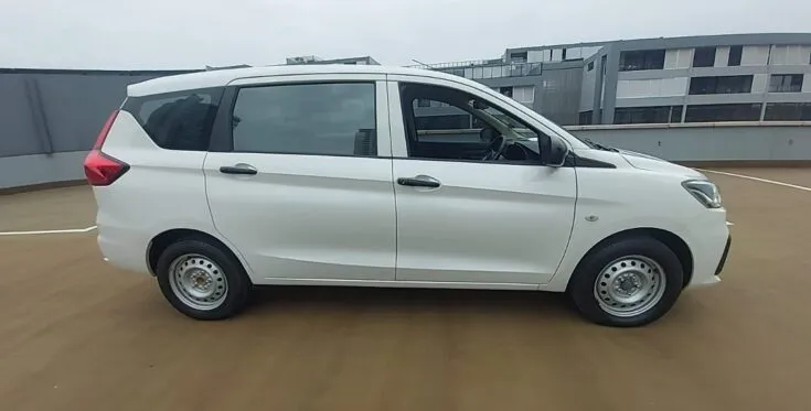 2023 Suzuki Ertiga/1.5 GA – Right Side Photo