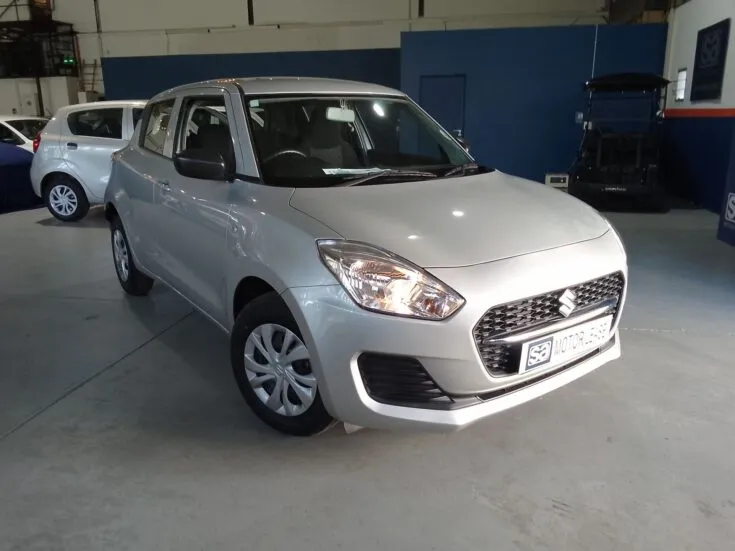2023 Suzuki Swift/1.2 GA – Front Feature Photo