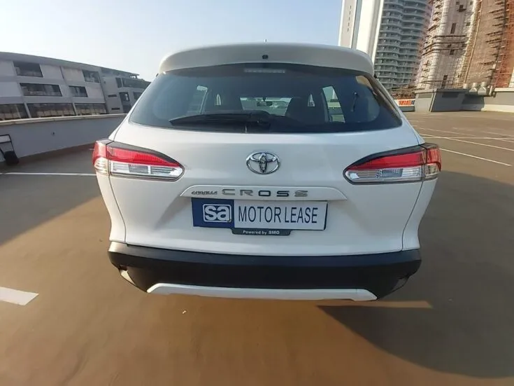 2023 Toyota Corolla Cross/1.8 Xi CVT – Back Photo