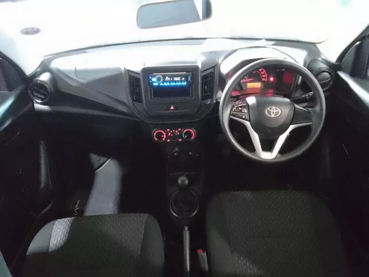 2024 Toyota Vitz/1.0 XR 5MT – Dashboard