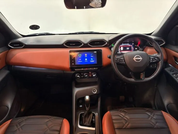Nissan MAGNITE/1.0T ACENTA PLUS FL CVT – Interior