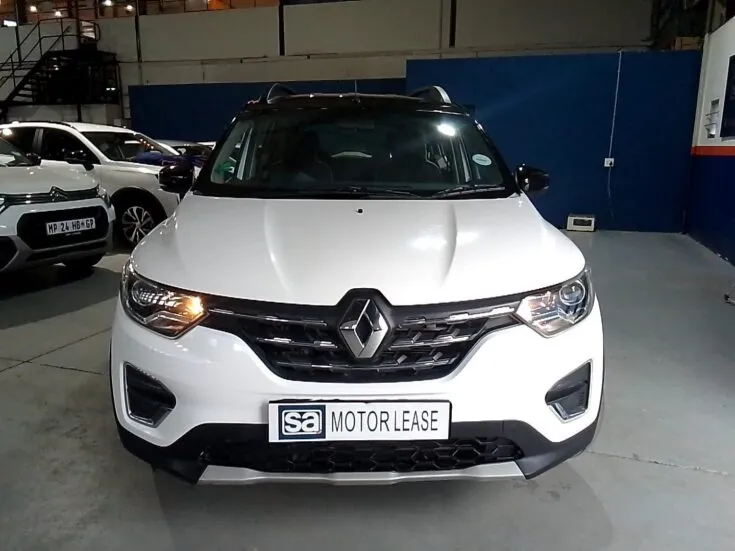Renault Triber/1.0 INTENS 5MT – Front Photo